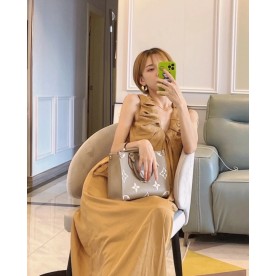 [루이비통] 온더고 토트백 ONTHEGO