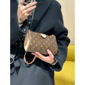 [루이비통] 모노그램 사첼백 POCHETTE TIRETTE