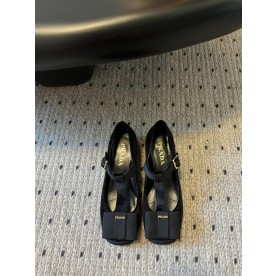 [프라다] 페이던트 메리제인 슬링백
