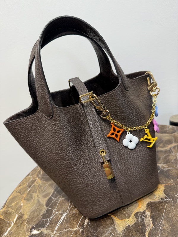 실사 [에르메스] HERMES PICOTINE Ebene 피코탄 에베네 18cm