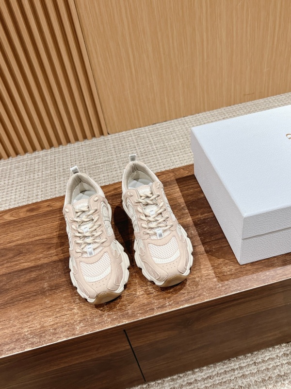 [디올] 신상 스니커즈 DIOR CHRONO SNEAKERS     