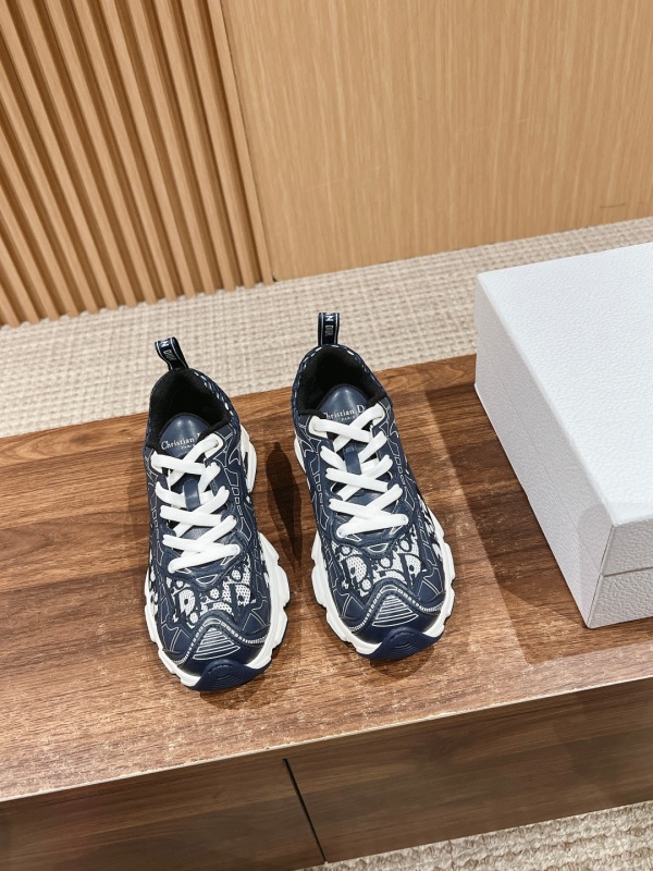 [디올] 신상 스니커즈 DIOR CHRONO SNEAKERS  