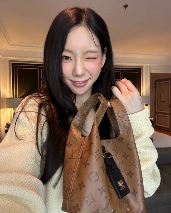 [루이비통] 모노그램 버킷백 ATLANTIS BB