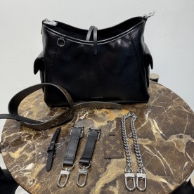 LOUIS VUITTON CARRYALL CARGO PM