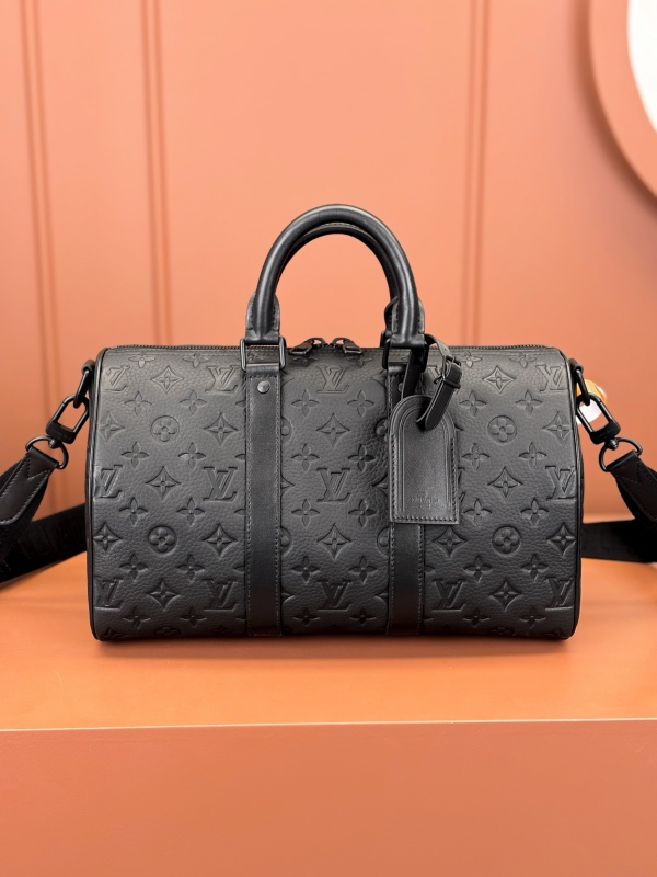 [루이비통] 신상 시티 키폴 KEEPALL BANDOULIÈRE 35