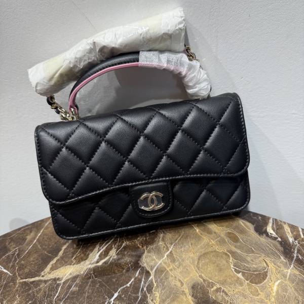 CHANEL 23P WOC