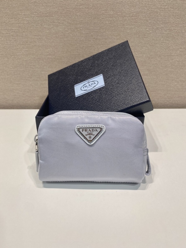 [프라다] 파우치 Prada Re-Nylon