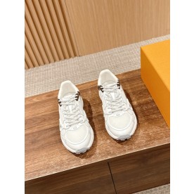 [루이비통] 신상 스니커즈 LV OLYMPIA