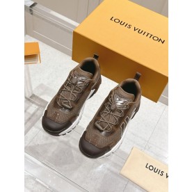[루이비통] 신상 스니커즈 LV Runner Tatic