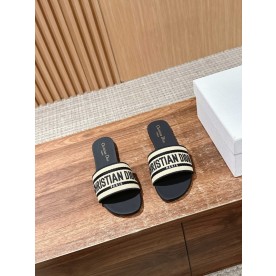 [디올] 여성 신상 슬리퍼
