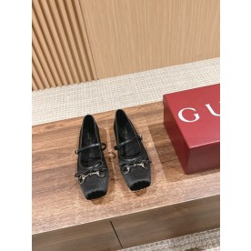 [구찌] 여성 홀스빗 프린스타운 로퍼