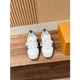[루이비통] 신상 스니커즈 SNEAKERINA