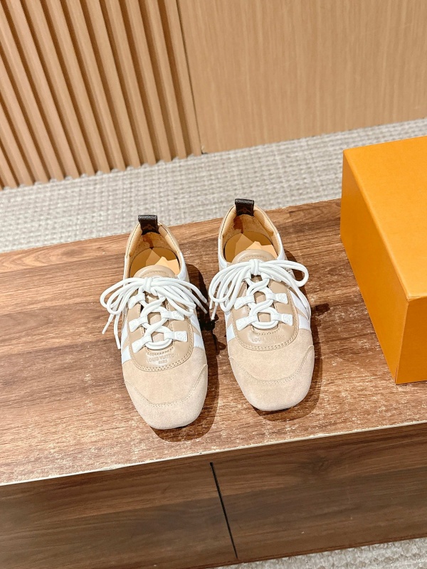 [루이비통] 신상 스니커즈 SNEAKERINA