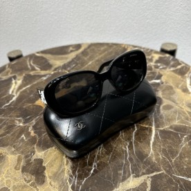 CHANEL SUNGLASS