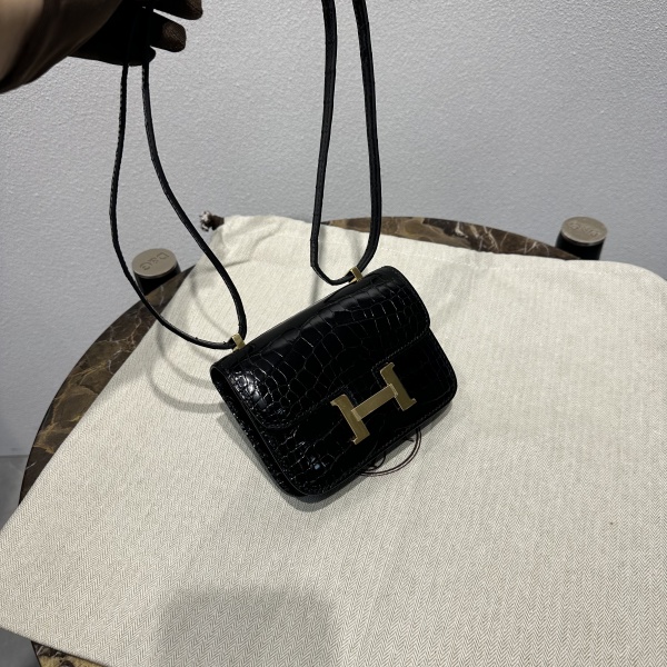 실사 [에르메스] 엘리게이터 미니 콘스탄스 HERMES MINI CONSTANCE 14CM
