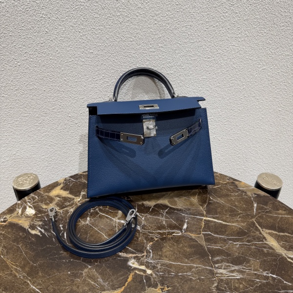 실사 [에르메스] 미니켈리 19cm HERMES MINIKELLY II MADAME LEATHER