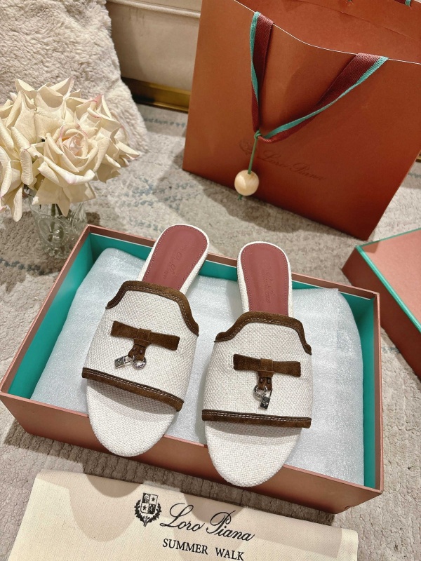 [로로피아나] 스웨이드 슬리퍼