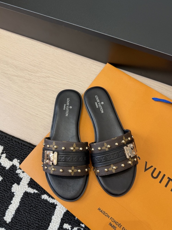 [루이비통] 신상 슬리퍼