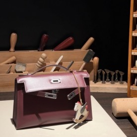 [에르메스] 복스 켈리 포쉐트 Box Kelly Pochette